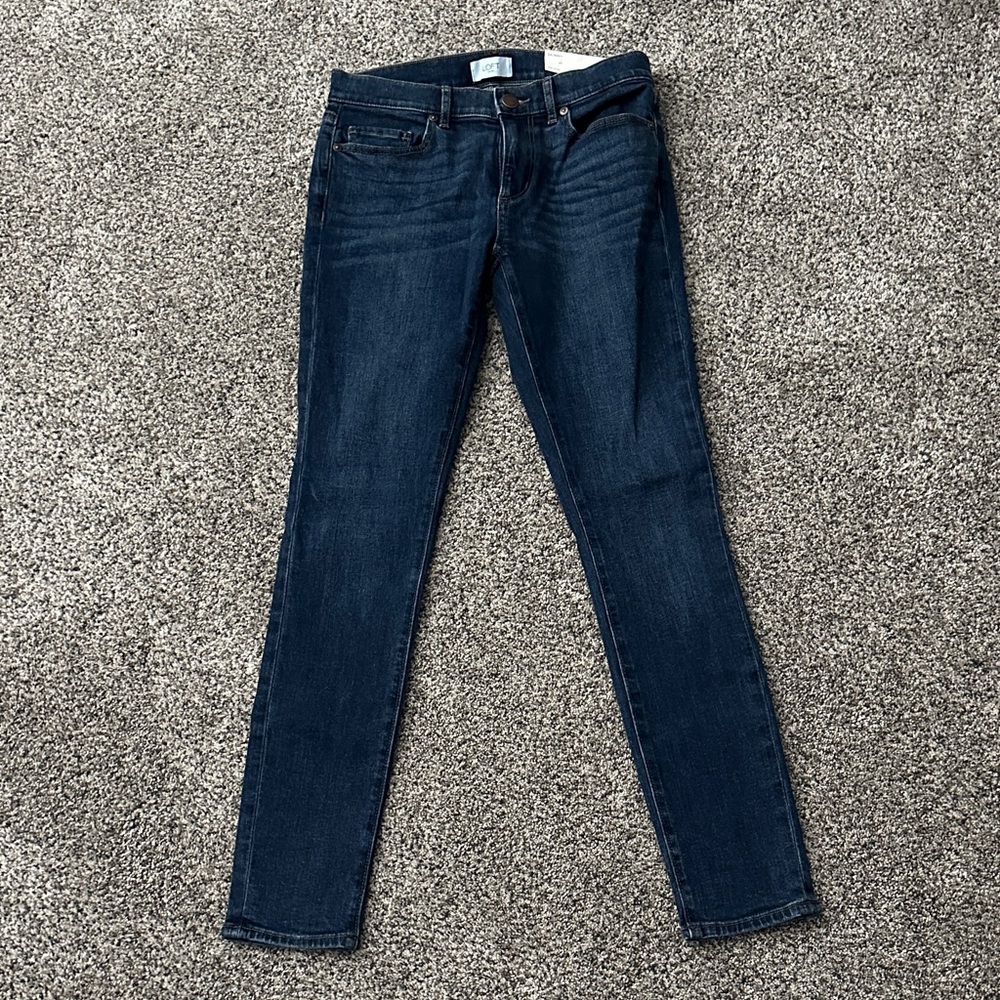 Dark Blue Women's Skinny MidRise Jeans - Loft Outlet - Size 0